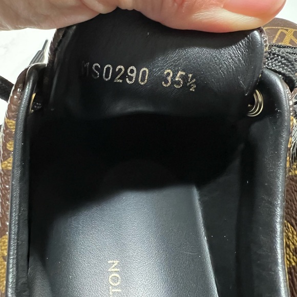 Louis Vuitton front row - Picture 7 of 11